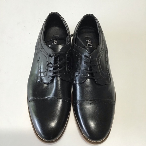 Black Stacy Adams size 5M - Picture 2 of 4